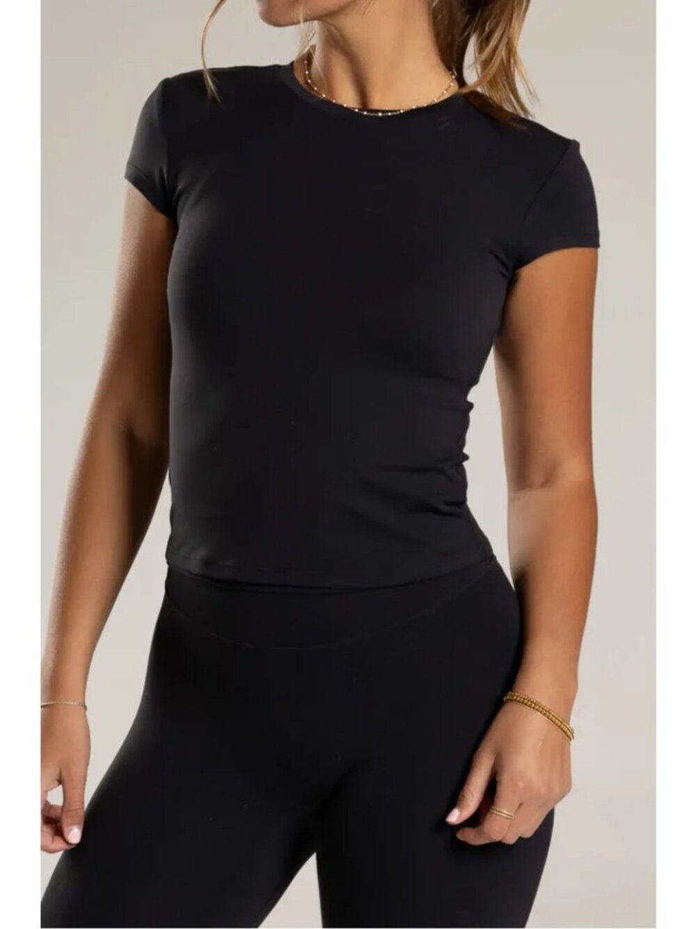 Ptula Black FEATHERTECH Fitted Tee Women Size XS